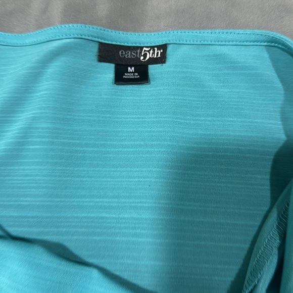 Bundle of 4 short sleeve shirts Size M - Picture 7 of 9